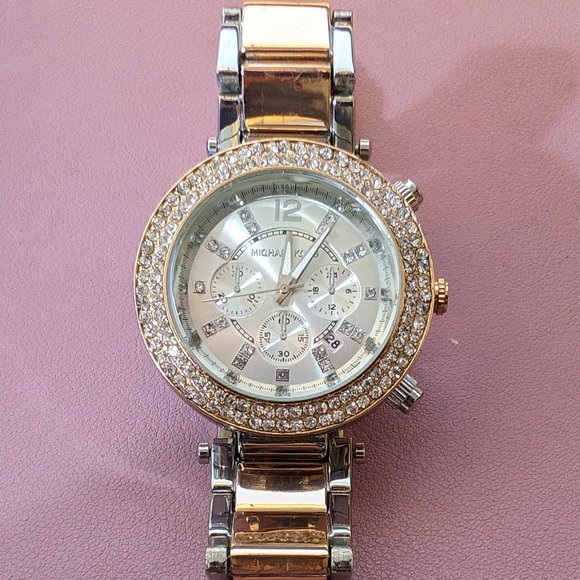 Ladies Michael Kors Watch - Picture 2 of 5